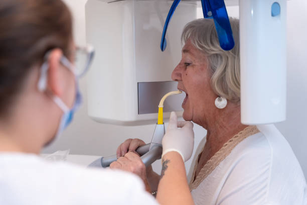 Best Emergency Dental Care for Broken or Chipped Teeth in East Peoria, IL